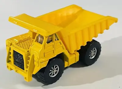 Dump Truck Maisto Fresh Metal Diecast Toy Car Yellow City Service Mint • $5.99
