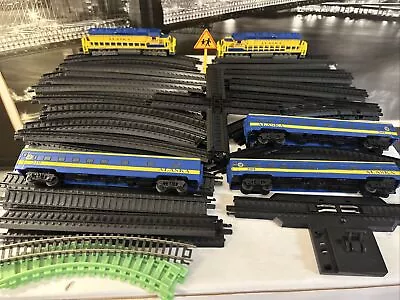 N Scale Train Lot Alaska Railroad With Tracks Locomotives Passenger Cars New Ray • $99