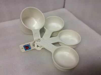 Healthy At Heart Measuring Cups Set Of 4 Plastic Nylon White Nesting W Ring • $19.99