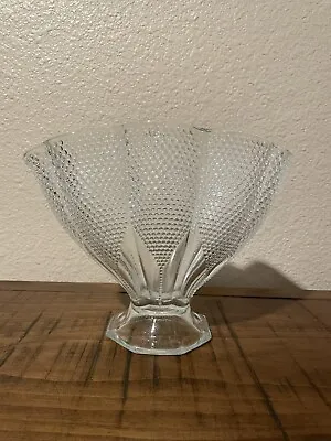 Vintage LE Smith Thousand Eye Fan Vase 1940’s  • $15