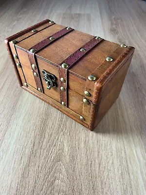 £10.99 • Buy Small Wooden Treasure Chest Style Box - Storage, Trinkets, Coins, Keys, Jewelry