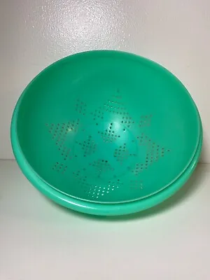 Vintage Tupperware Jadeite Green Colander Star Pattern Strainer Bowl #339 - B11 • $7.95