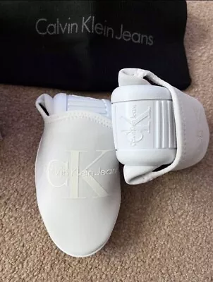 Calvin Klein Women’s White Travel / House Shoes Size 37 New RRP£39.99 • £19.99