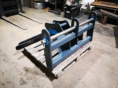 £875 • Buy 6-8 Ton Excavator Floating Bar Style Pallet Forks 