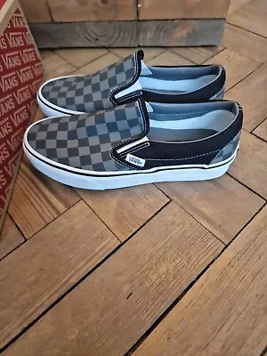 Vans CHECKERBOARD CLASSIC SLIP-ON SHOES UK 4.5 • £38