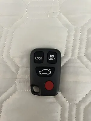 Genuine Volvo Remote Key Fob 9166200 • $79