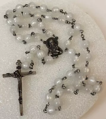 Vintage Italy White Swirl 16 Inch Rosary Beads Medal With Crucifix Cross • $16