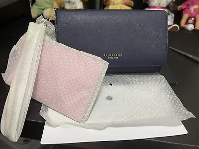 $75 • Buy Oroton Wristlet Clutch/Wallet (Galaxy)