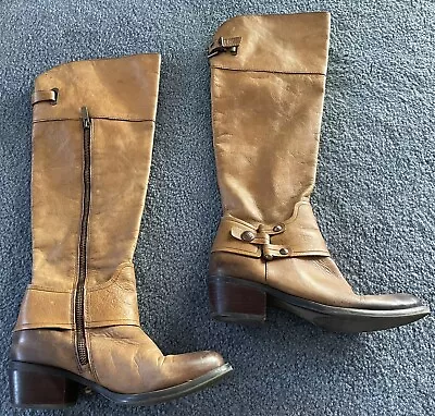 Vince  Camuto  SoftLeather Riding Boots Brown Knee High Size 8 Inside Zipper WOW • $55