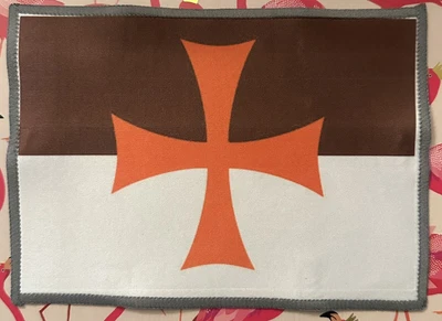£2.50 • Buy Masonic Knight Templar Battle Flag Glasses Cloth. Reverse Is Microfibre. 12x17cm