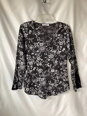 T Party Womens Floral Gray/White Scoop Neck Black Lace On LS Top Size Med • $14.99