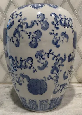 $64.99 • Buy Vintage 80s Asian Blue White Floral Chinoiserie Temple Jar Vase 12” T EC