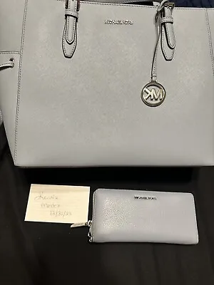 Michael Kors Handbag And Wallet Set • $115