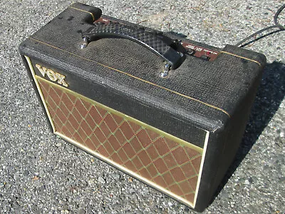 OLDER (Korea) Vox Pathfinder 10 2 CHANNEL Guitar Combo Amp GREAT STUDIO/PRACTICE • $99.99