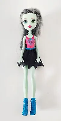 Frankie Stein Mattel Monster High Doll 2015 Pink Bathing Suit  + Black Skirt • $9.99