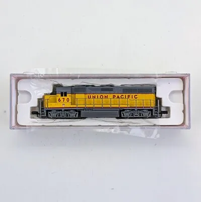 Atlas 48536 N Scale GP-40 Locomotive - Union Pacific # 670 • $86.80