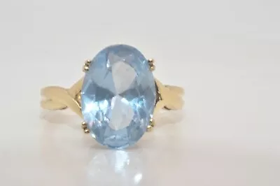 9ct Gold Large Oval Blue Topaz Ring Size Q • £125