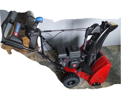 $900 • Buy Gas Snow Blower/thrower New