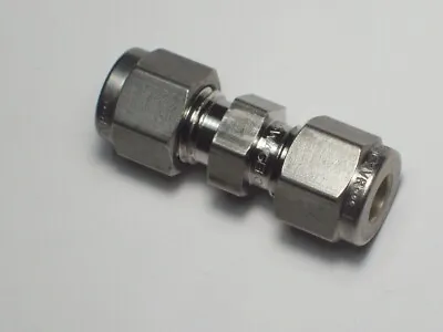 1 - Swagelok Stainless Steel Union Fitting 1/4  OD Tube SS-400-6 • $13.89