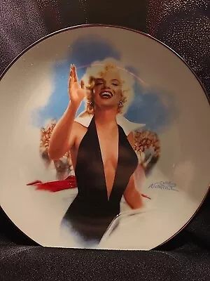 Bradford MARILYN MONROE  Stopping Traffic  PORCELAIN PLATE • $6.99