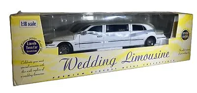 Sunstar Ford 2000 Lincoln Wedding Limousine 1:18 Diecast 1266 Special Edition • $123.30