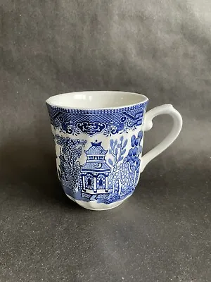 Queens Churchill Blue Willow China Made In England CC Mark • $19.99