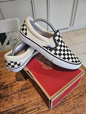 Vans Mens Checkerboard  Slip On Size 9 • £5