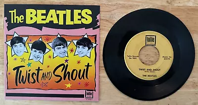 45 7  Sp The Beatles Twist And Shout Tollie 9001 Bold Frame #1 • $22.99