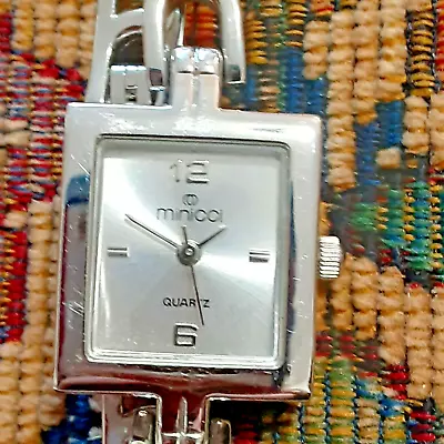 Minicci Elegant Woman's Bracelet Watch Model 25186 Needs Battery 7.5 • $7