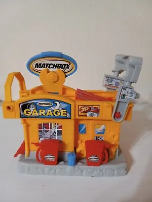 Matchbox Hero City Gas Station B44 80 Part Garage Playset • $13