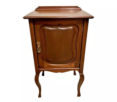 Handsome Antique Mahogany Bedside Cabinet • £139