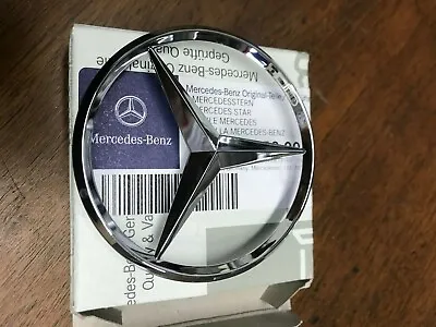 Original Mercedes W203 Trunk Emblem Badge Chrome Mercedes Benz C230 C240 C320 • $25.99