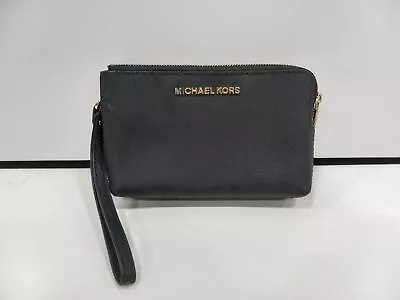 Michael Kors Black Wallet • $9.99