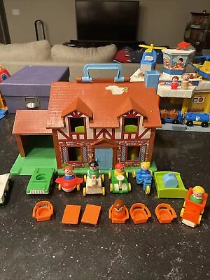 Vtg Fisher Price Little People Play Family House 952 Great Tudor Style W/ Lots • $48