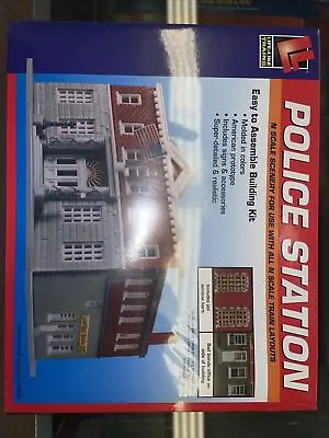 N Scale  - Police Station  Building Kit  433-7481 Life-Like • • $21.99