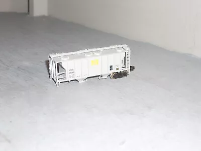 *        N Scale Covered Hopper  Needs A Truck Atlas Maine Central • $8.99