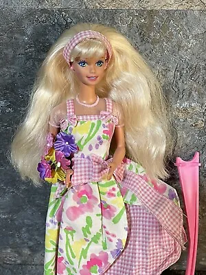 Mattel Avon Spring Petals Barbie Doll 1996 Special Edition Barbie • $9.79