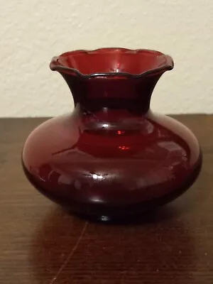 Vintage Anchor Hocking Cranberry Red Glass Ruffle Bud Vase • $5