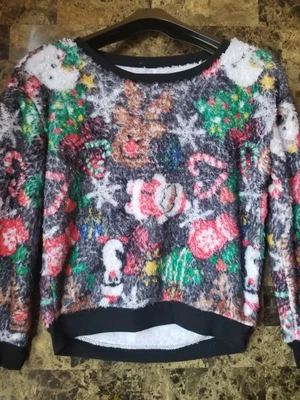 $11 • Buy Women Christmas Sweater Good Condition