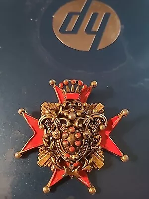 Vintage Red Enamel Maltese Cross Gold Tone Brooch Pin 2  • $20