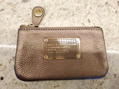$55.97 • Buy Marc By Marc Jacobs Pebble Leather Pewter Key & Coin Purse; 