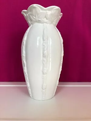 Villa Verde Kari Walmsley White Ivy & Vine Ceramic Vase J Willfred Sadek • $49