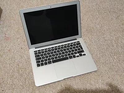 DAMAGED APPLE MACBOOK AIR 13  LAPTOP (2015)  CORE I5 1.6GHz 8GB FAULTY • £40