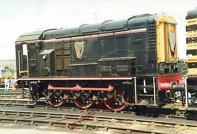 Railway Photo 6x4 Class 08 Lion Old Oak Common TMD 18/8/1991 • £1.60