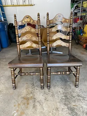 $1195 • Buy Ethan Allen Dark Antiqued Pine Old Tavern Decorated Ladderback Chairs