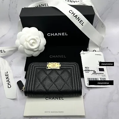 $1299 • Buy Chanel Wallet Card Holder Black Caviar NIB Gold CC Logo Hardware Zipper Quilted
