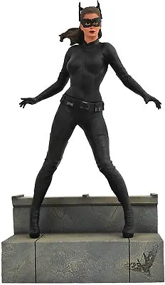 DC Gallery The Dark Knight Rises Catwoman Deluxe PVC 9  Action Figure  • £49.99