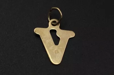 .375 9ct YELLOW GOLD Initial Letter  V  13MM Drop Fine Charm 0.23g - G15 • £15