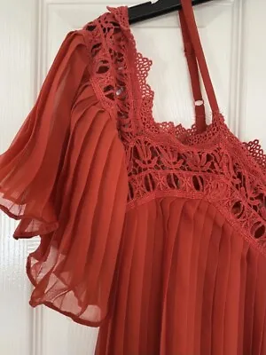 BNWT Stunning H&M Pleated Summer Maxi Dress Size 6 • £7.99