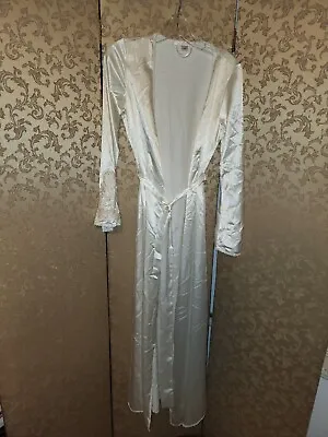Victoria's Secret Ivory Satin Lace Beaded Wedding Bridal Robe Size XS S • $39.99